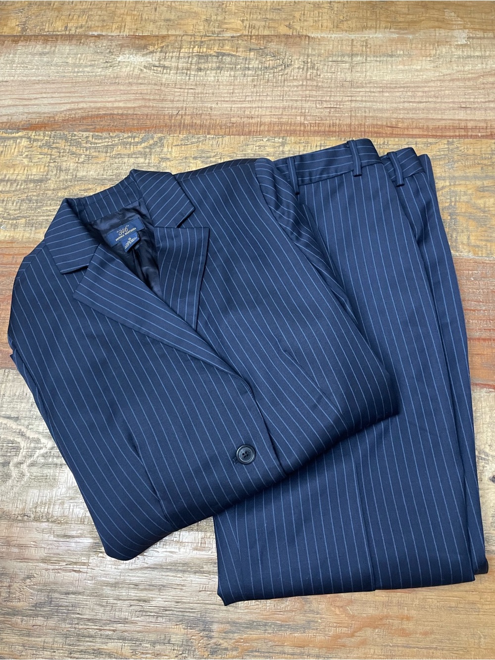 Brooks Bros 346 navy pinstripe wool suit jacket 10 pants 10 Petite professional